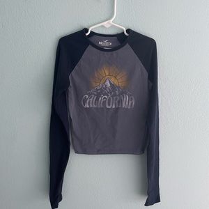 Hollister Long Sleeve Graphic Tee | Size XXS